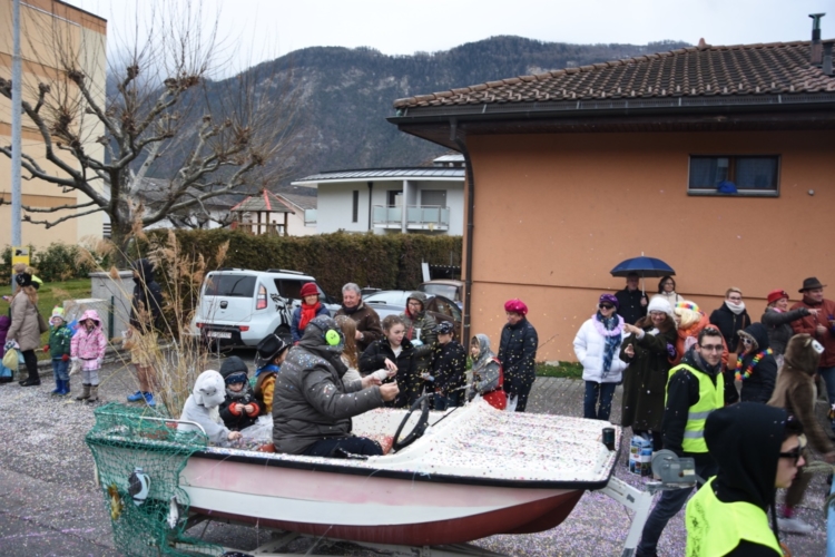 carnastleo2016cortege375