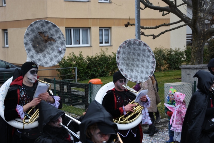 carnastleo2016cortege430